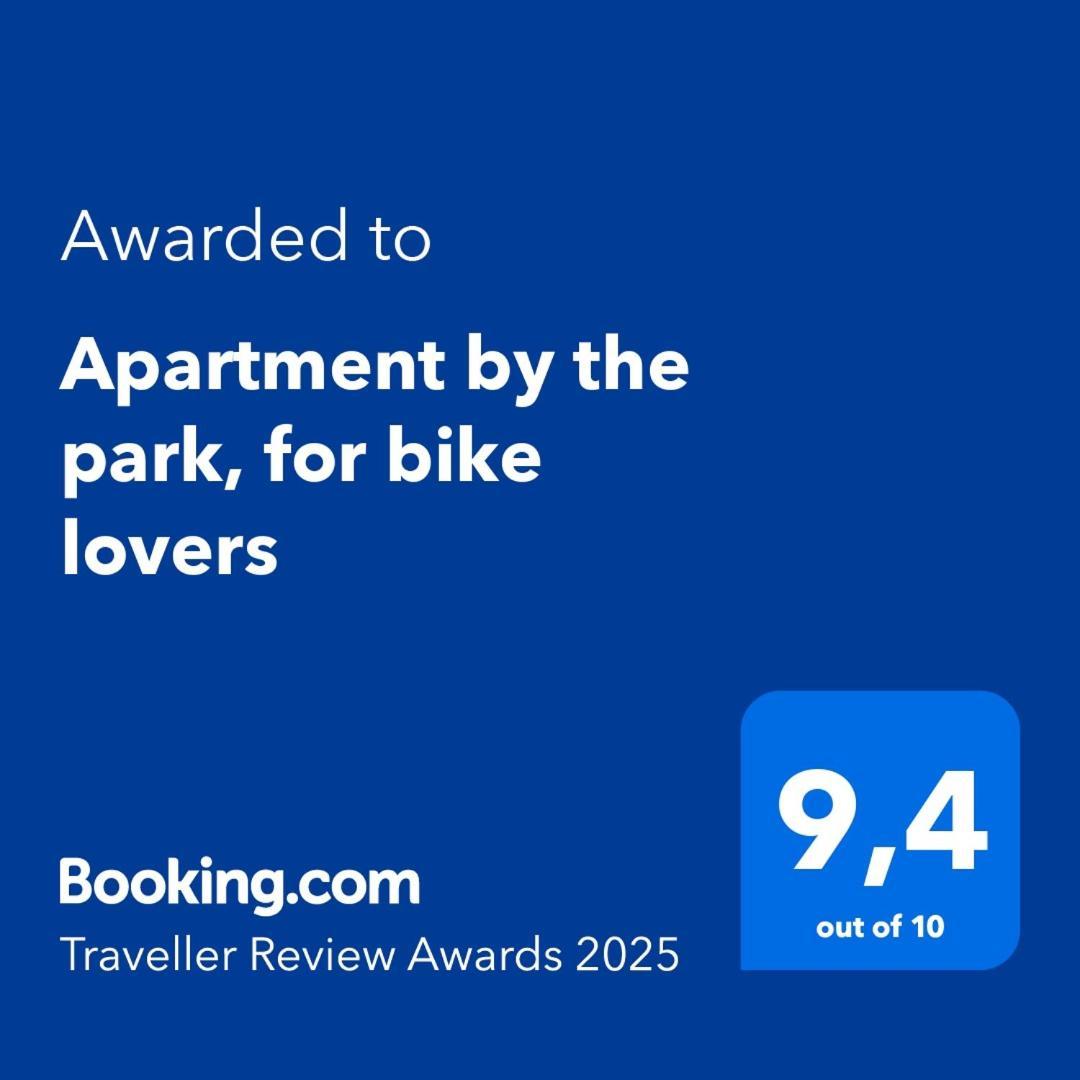 Apartment By The Park, For Bike Lovers Алсфелд Екстериор снимка